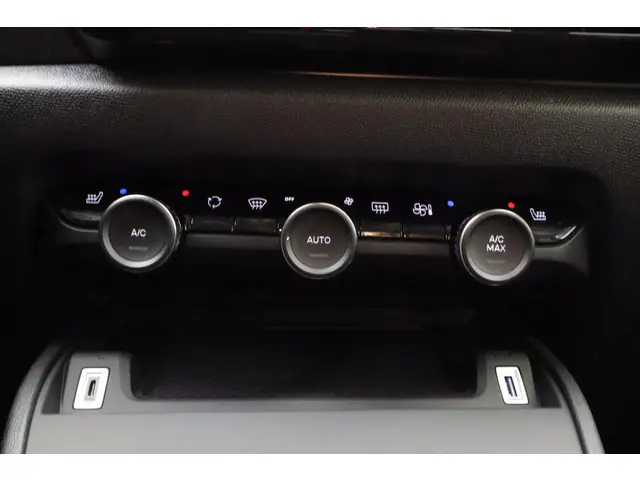 Citroën C4 1.2 Hybrid 145pk Collection 2025 Benzine 21