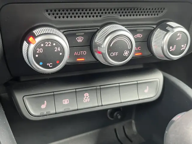 Audi A1 Sportback 1.0 TFSI Pro Line 2017 Benzine 24