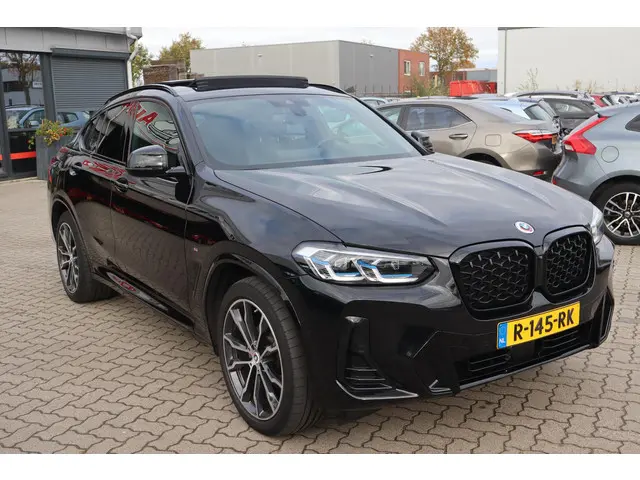 BMW X4 xDrive20i Business Edition Plus 2022 Benzine 12