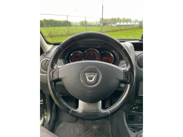 Dacia Duster 1.2 TCe 4x2 Lauréate 2014 Benzine 9