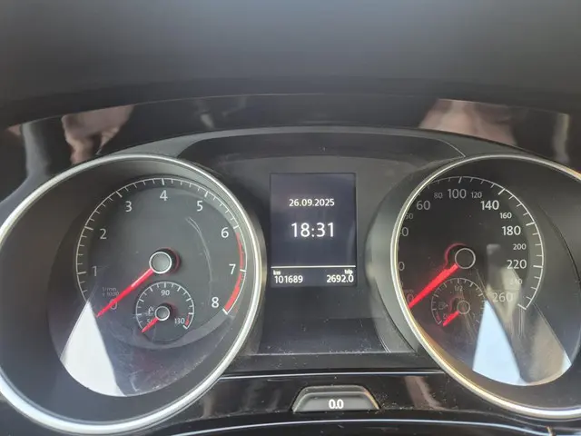 Volkswagen Touran 1.4 TSI Highline 7p 2017 Benzine 10