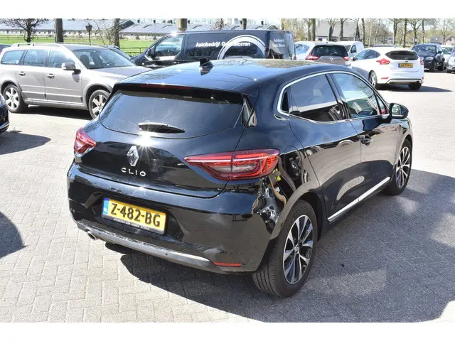 Renault Clio 1.0 TCe 90 Techno 2023 Benzine 32