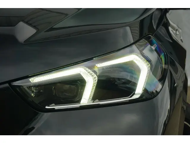 BMW X1 xDrive30e 2022 Hybride Benzine 7