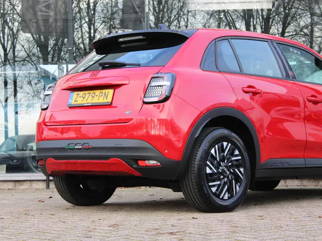 Fiat 600 600e RED 54 kWh 2024 Elektrisch 19