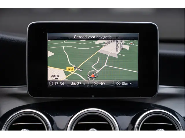 Mercedes-Benz C-Klasse Estate C180 AMG | 2017 Benzine 17