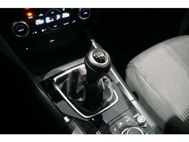 Mazda 3 2.0 TS+ 2015 Benzine 19