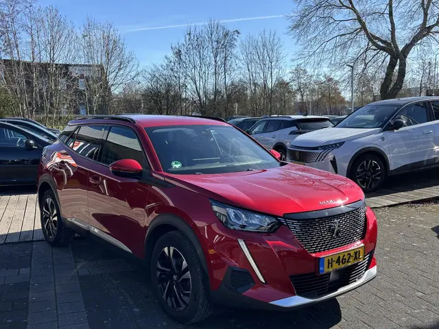 Peugeot 2008 1.2 PureTech Allure 2020 Benzine 6