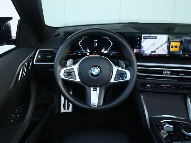 BMW 4 Serie Cabrio 420i High Executive 2024 Benzine 36