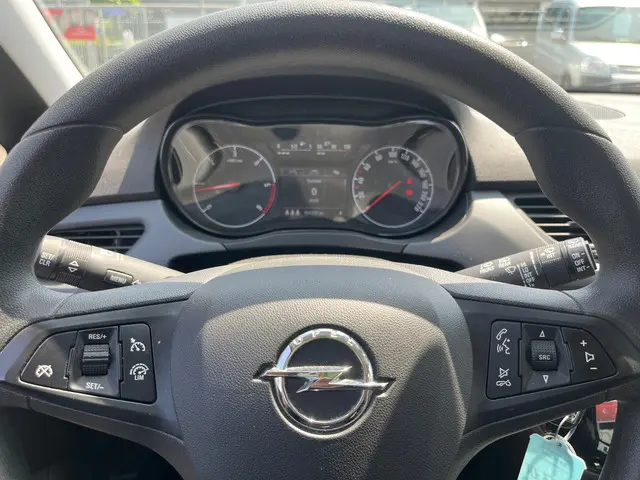 Opel Corsa 1.3 CDTI Business+ 2015 Diesel 9