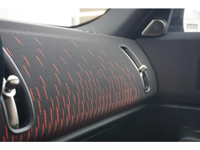 MINI Countryman SE ALL4 2024 Elektrisch 13