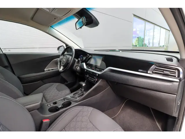 Kia Niro 1.6 GDi PHEV Edition 2021 Hybride Benzine 12