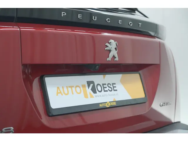 Peugeot 2008 PureTech 130 GT-Line 2020 Benzine 24