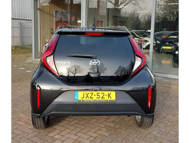 Toyota Aygo X 1.0 VVT-i MT first 2024 Benzine 6