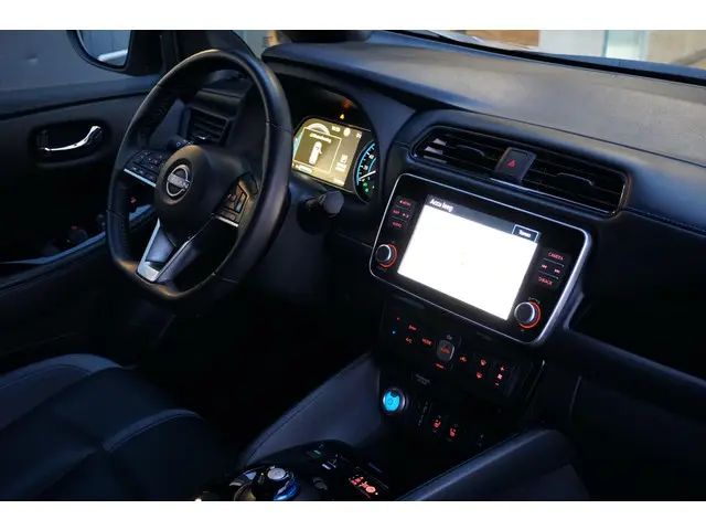 Nissan Leaf Tekna 39 kWh 2024 Elektrisch 3