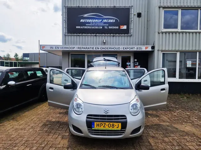 Suzuki Alto 1.0 Base EASSS 2014 Benzine 12