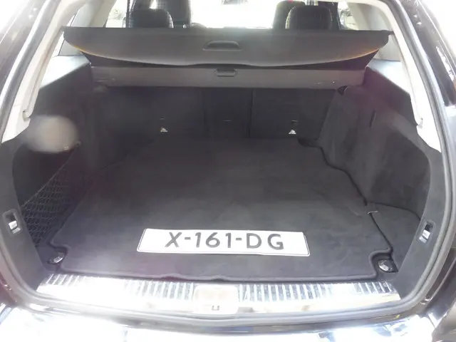 Mercedes-Benz C-Klasse Estate 180 Prestige 2015 Benzine 28