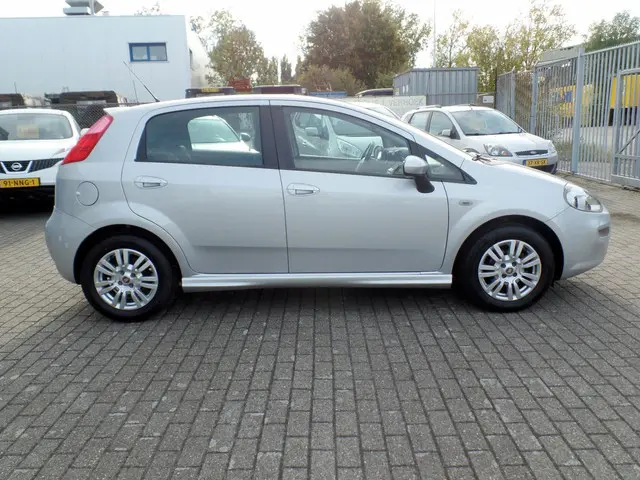 Fiat Punto Evo 0.9 TwinAir Street airco 2014 Benzine 6
