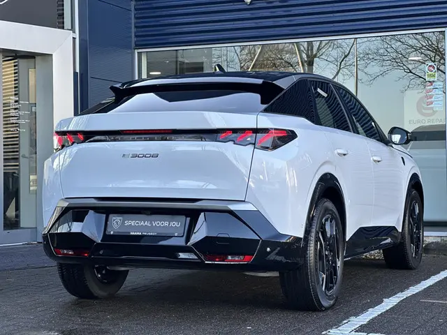 Peugeot e-3008 GT Avantage 210 73 kWh 2025 Elektrisch 2