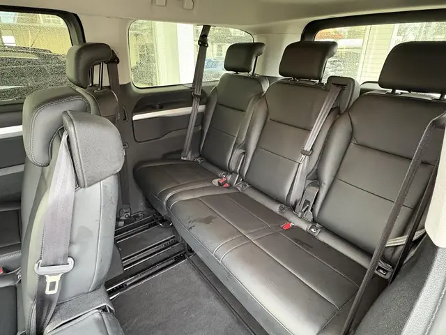 Peugeot e-Traveller Long 75 kWh 2023 Elektrisch 13