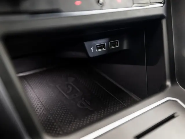 Volkswagen Polo 1.0 TSI R-Line Sport 2018 Benzine 30