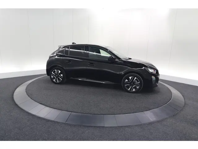 Peugeot 208 PureTech 100 Allure 2024 Benzine 8