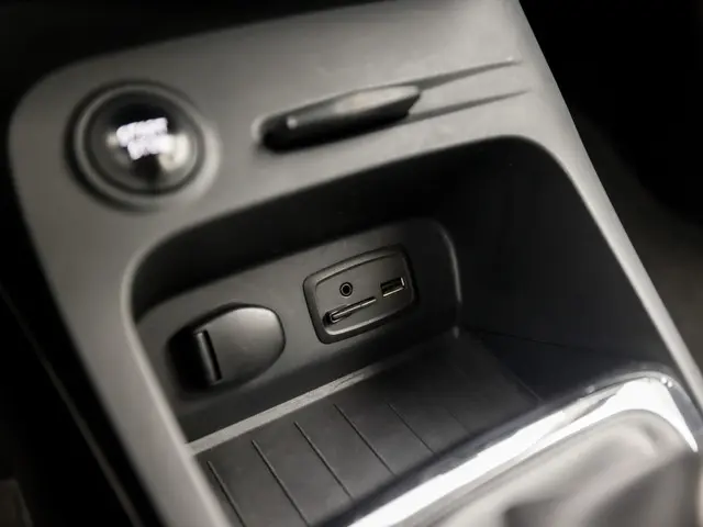 Renault Captur 0.9 TCe Dynamique Sport 2017 Benzine 25