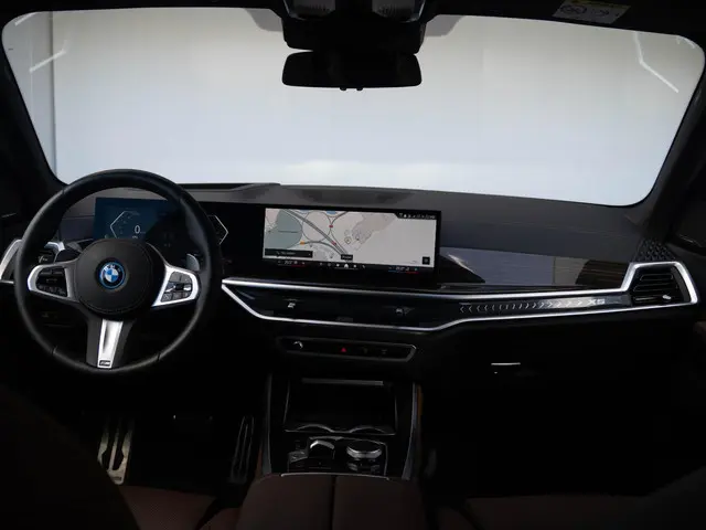 BMW X5 xDrive50e 2024 Hybride Benzine 9