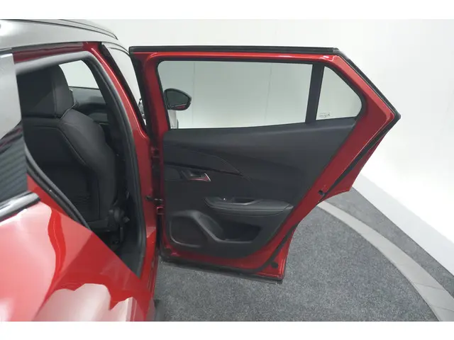 Peugeot 2008 PureTech 130 GT-Line 2020 Benzine 66