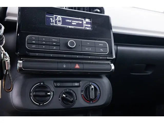 Citroën C3 1.2 PureTech Live 2018 Benzine 9