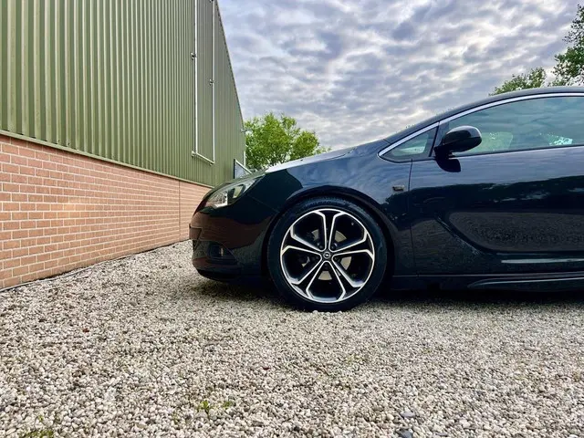 Opel Astra GTC 1.6 Turbo Sport - OPC Pakket 2012 Benzine 27