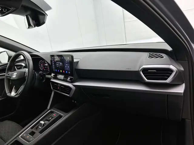 SEAT Leon 1.0 eTSI 110pk FR Business DSG 2023 Benzine 19