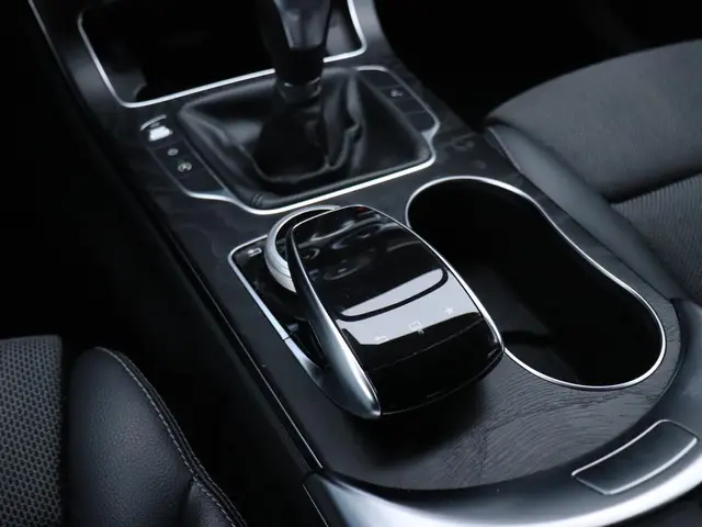 Mercedes-Benz C-Klasse 160 Prestige 2015 Benzine 23