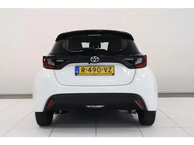 Toyota Yaris 1.5 Hybrid Active 2022 Hybride Benzine 26