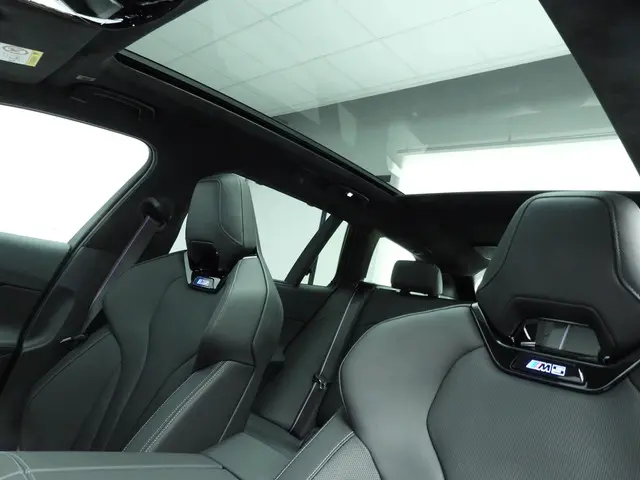 BMW M5 Touring 2026 Hybride Benzine 25