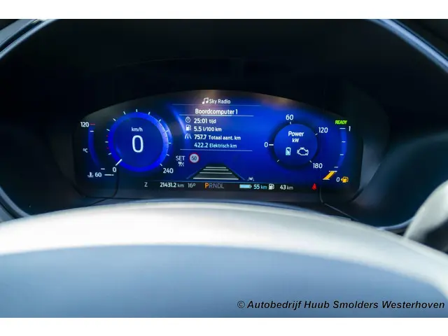 Ford Kuga 2.5 PHEV e-CVT ST-Line X 2022 Hybride Benzine 38