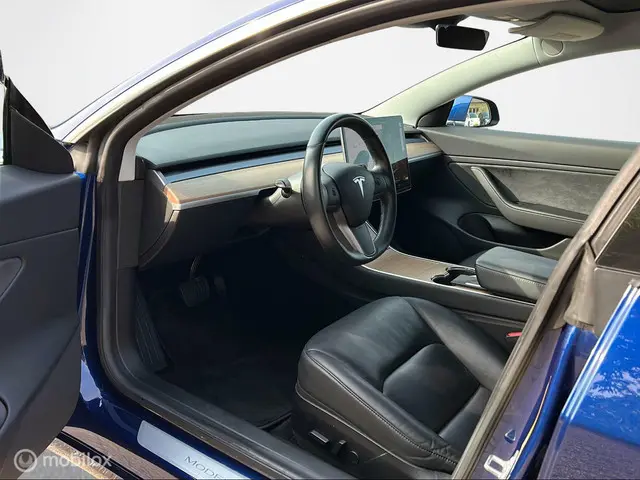 Tesla Model 3 Long Range AWD 75 kWh 2019 Elektrisch 5