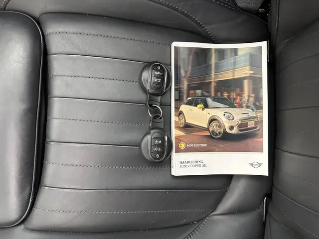 MINI Electric Mini Yours 33 kWh [ 3-Fase ] 2020 Elektrisch 27
