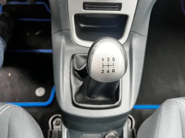Ford Fiesta 1.25 Titanium 2012 Benzine 17