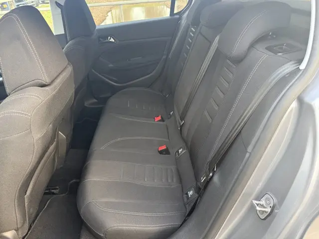 Peugeot 308 1.6 THP Première 2014 Benzine 10