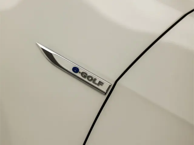 Volkswagen e-Golf Sport 2018 Elektrisch 29