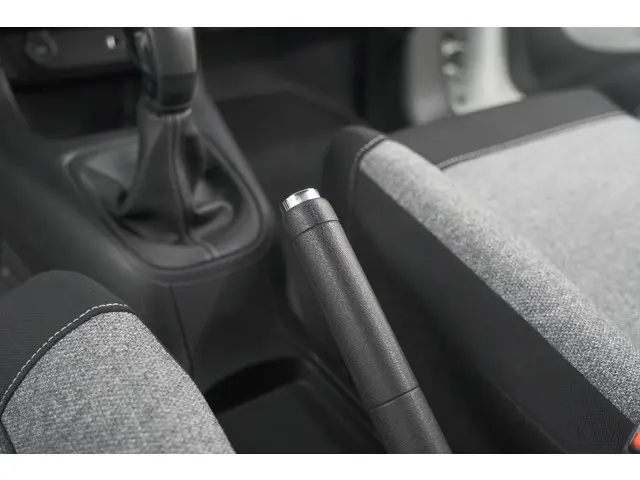 Citroën C3 PureTech 82 C-Series 2021 Benzine 36