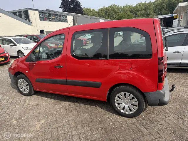 Citroën Berlingo combi 1.6 VTi Attraction 2012 Benzine 2