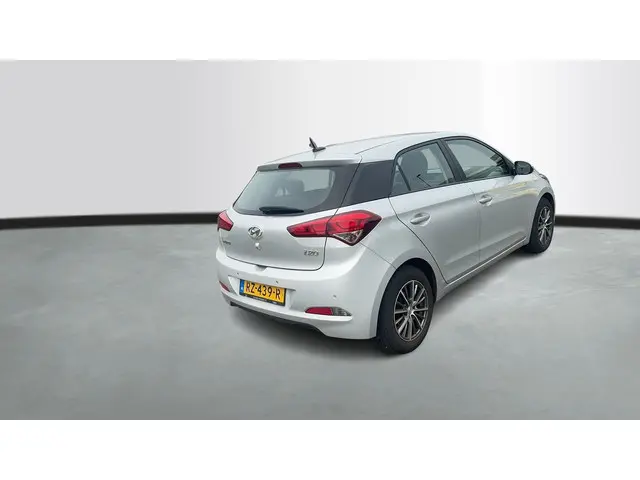 Hyundai i20 1.0 T-GDI 100pk Comfort 2018 Benzine 2