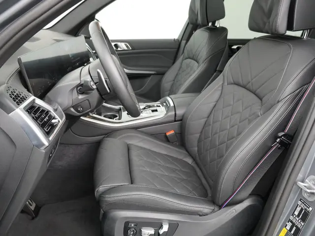 BMW X5 xDrive50e 2024 Hybride Benzine 4