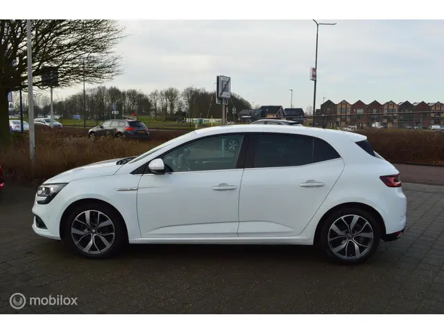 Renault Mégane 1.2 TCe 130pk AUTOMAAT Bose 2017 Benzine 11