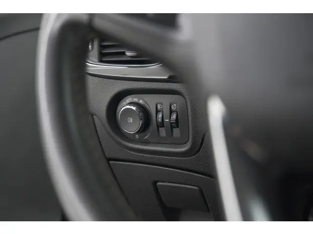 Opel Astra 1.2 Business Edition 2021 Benzine 35