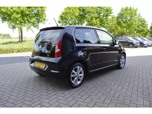 SEAT Mii 1.0 Sport Connect automaat 2015 Benzine 6