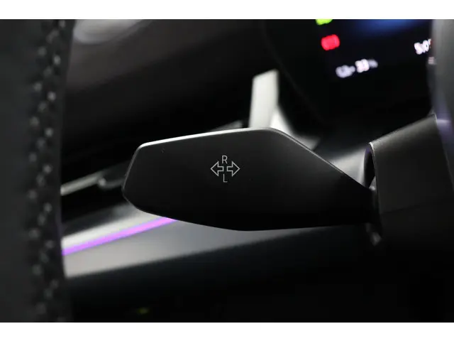 BMW iX2 xDrive30 67 kWh 2024 Elektrisch 23