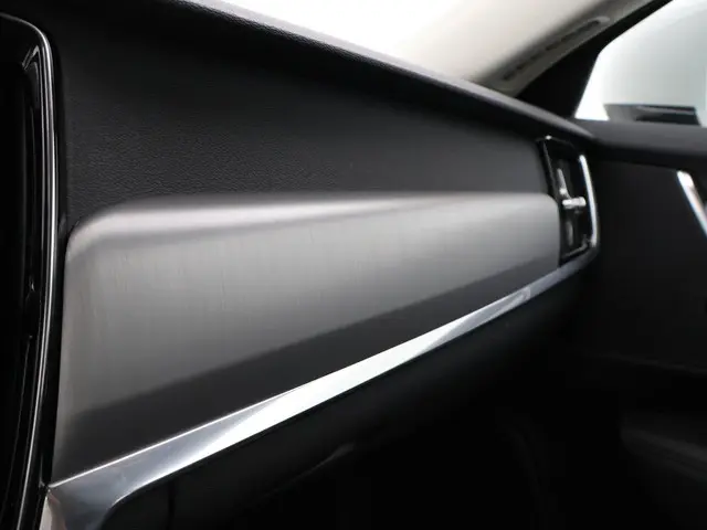 Volvo V90 2.0 T4 190 PK AUT. 2019 Benzine 39