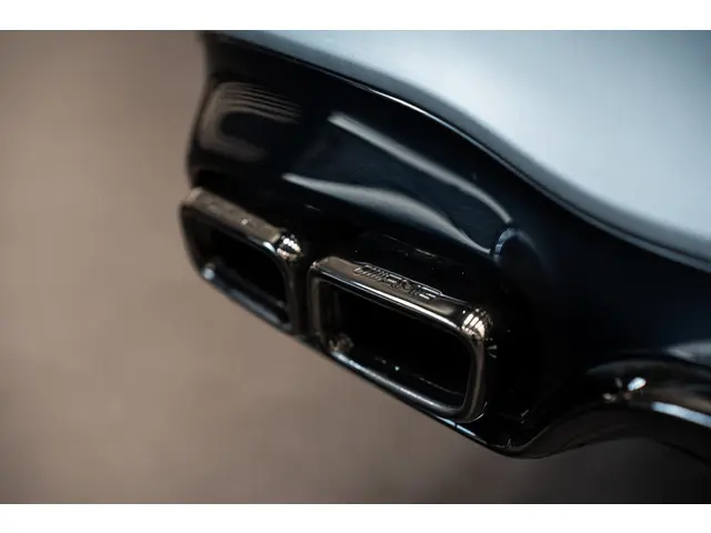 Mercedes-Benz SL AMG 63 2017 Benzine 35